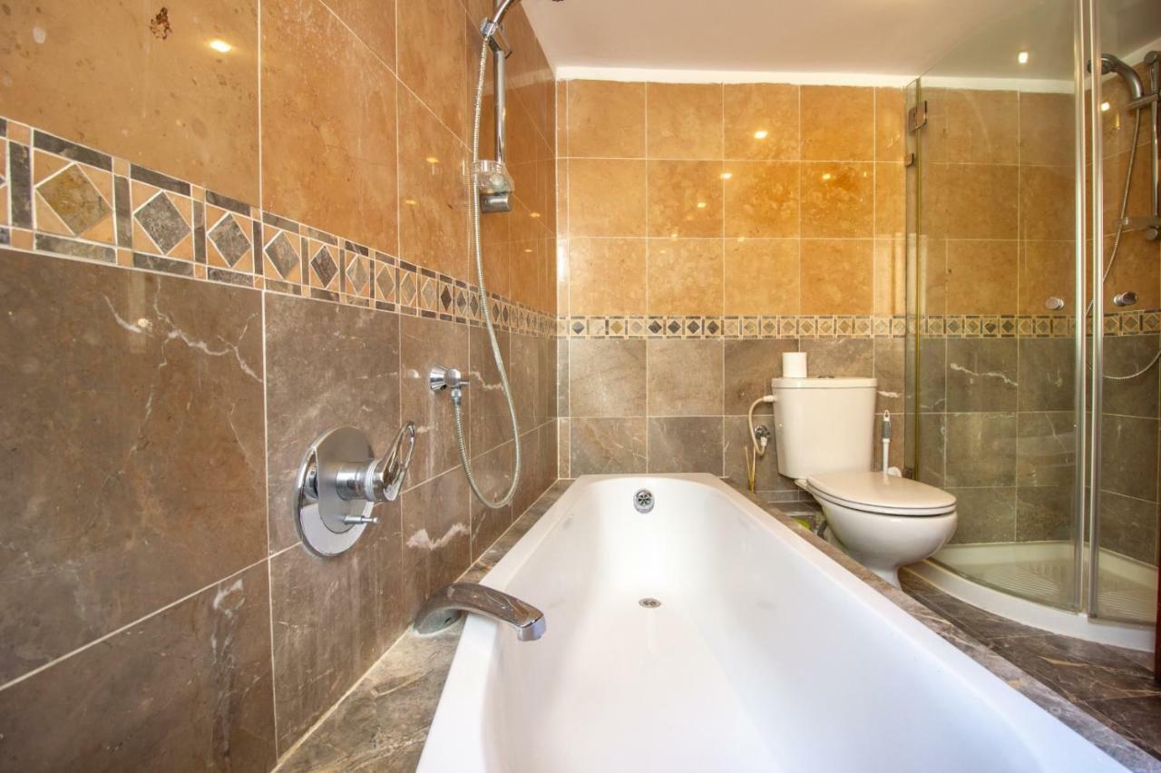 Art Apartment In Mamila القدس المظهر الخارجي الصورة